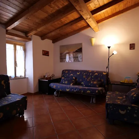 5terre Paths Boots And Sea Biassa